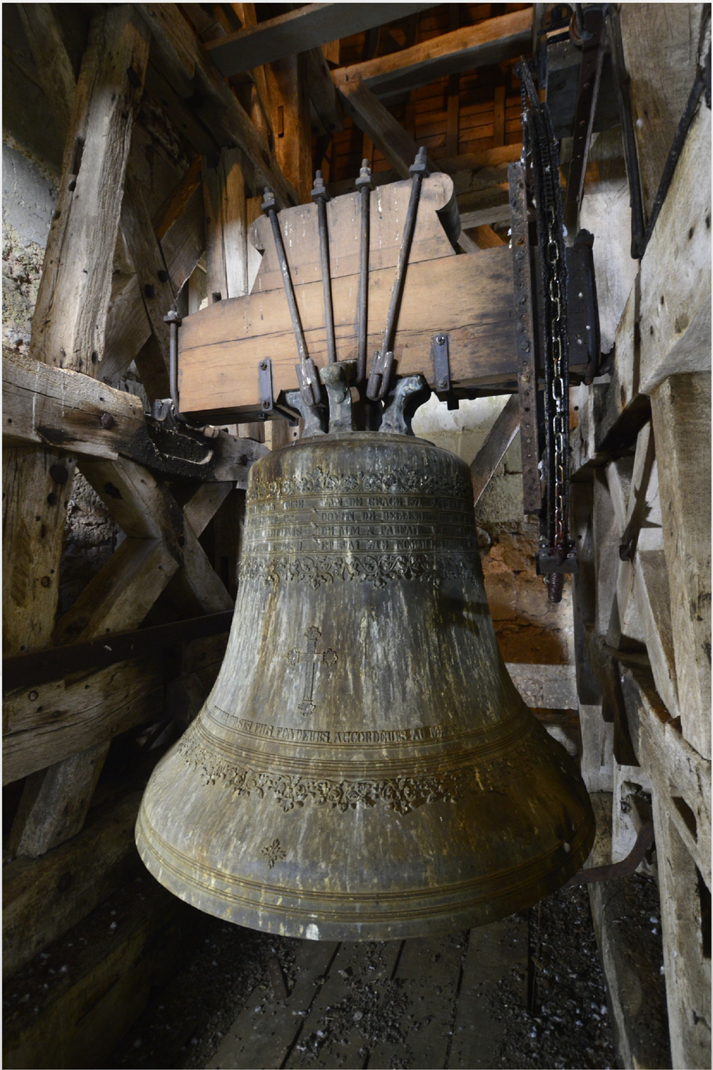 11. Cloche 1 coté sud