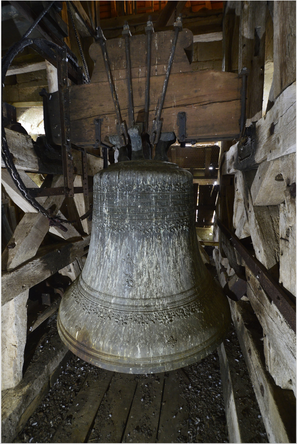 12. cloche 1 coté nord