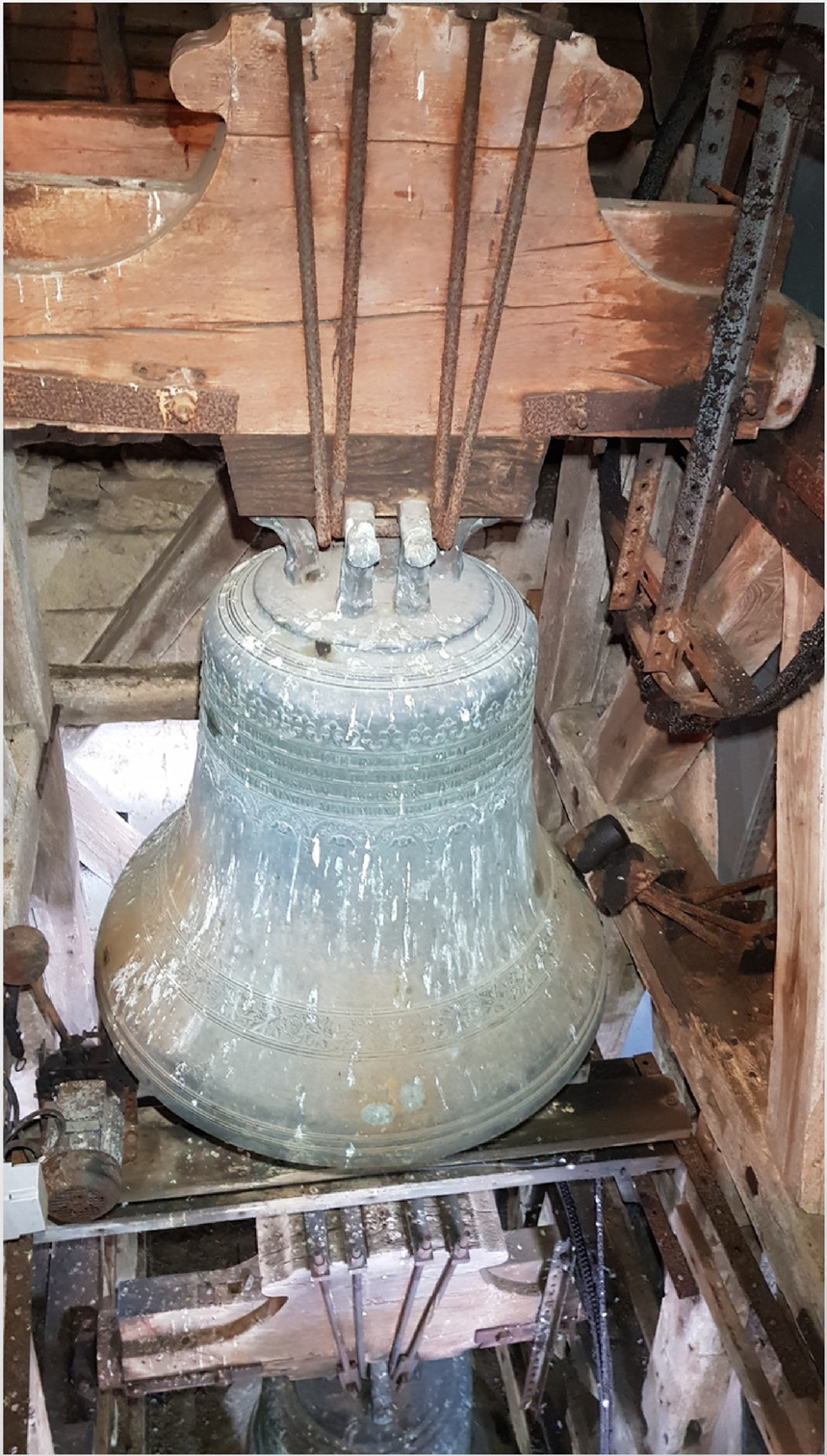 18. cloche 3 coté sud