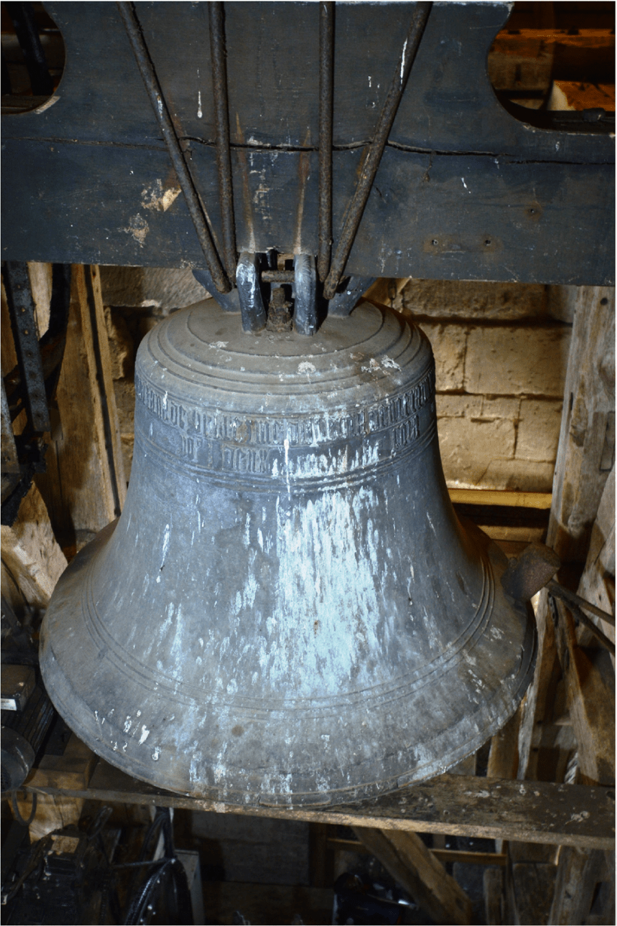 25. cloche 4 coté sud